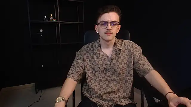 Онлайн чат XXX FelixStarkk