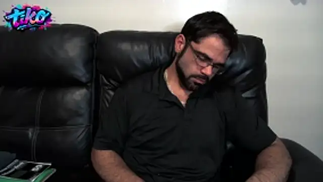 Zander823 Show Webcam