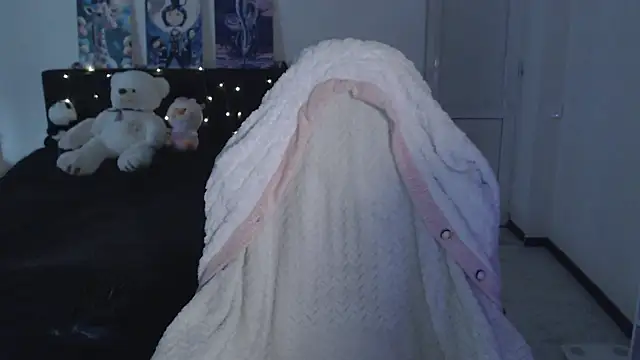 Chat +18 de Little_flowers ao vivo