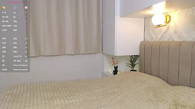 LuxeK1tt3n 即時 XXX 聊天