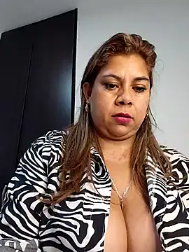 Laura-Hernandez – Naživo XXX chat