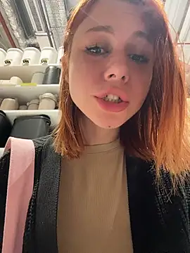 RosieSecret: απευθείας συνομιλία ΧΧΧ