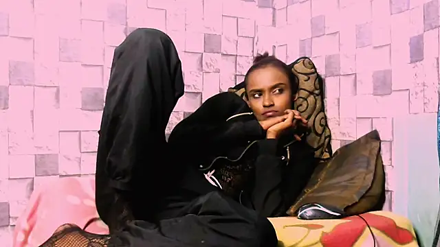 SassyXindian's Live XXX Chat