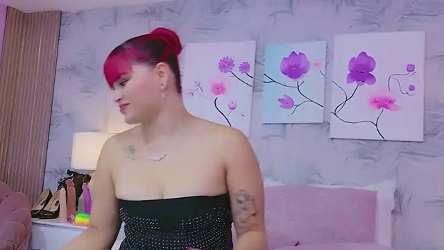 צ'אט XXX בשידור חי של CherryTayloor