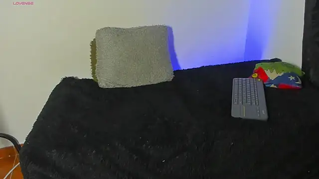 _IanLark webcam show