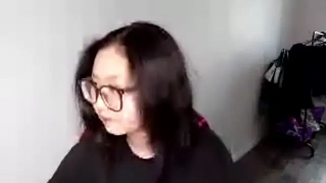 AdelineCanup 라이브 XXX 채팅