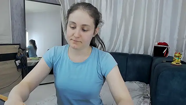 دردشة Holliy_Cooper الجنسية المباشرة