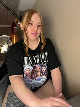 RedFoxQueen Pertunjukan Webcam
