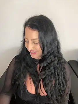 Gya__Lovely Chat XXX live