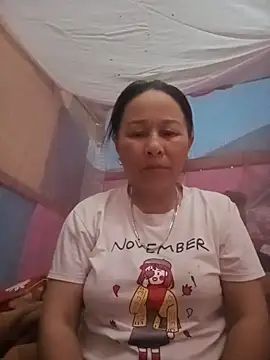 Show modela girl_cute69 na web-kameri