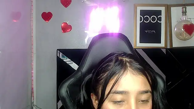 Arimeraki_v's Webcam Show
