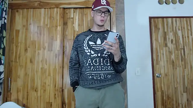 Vlad__night's Live XXX Chat