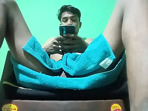 PrabV0319 Adlı Modelin Canlı XXX Sohbeti