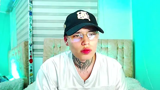 _justinmoon2's Live XXX Chat