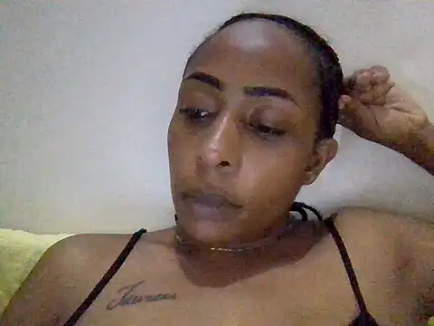 glow_bby Webcam show
