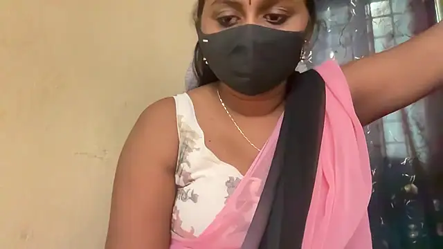 Tanuja-Sexy Webcam Show