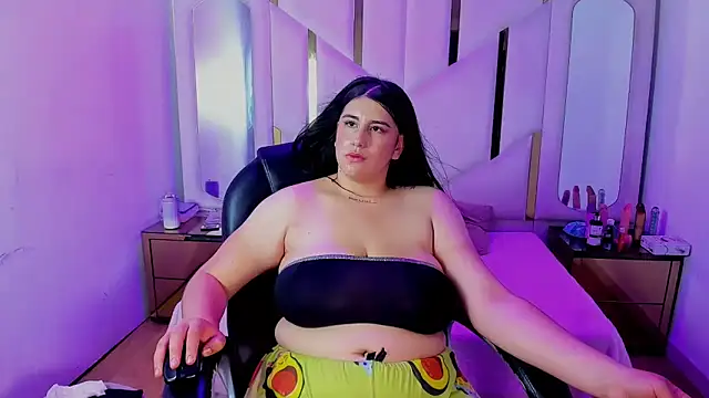 Chat XXX en directo de Criistaal_