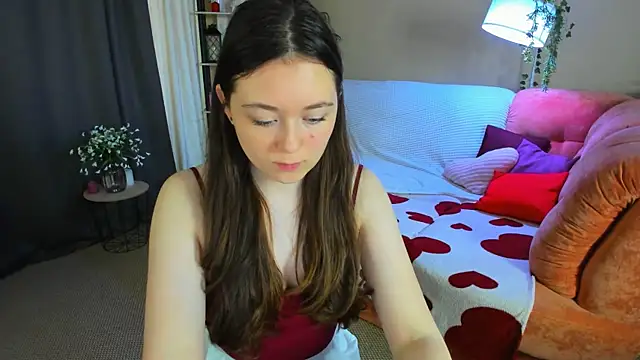 AlluringLookk's Live XXX Chat