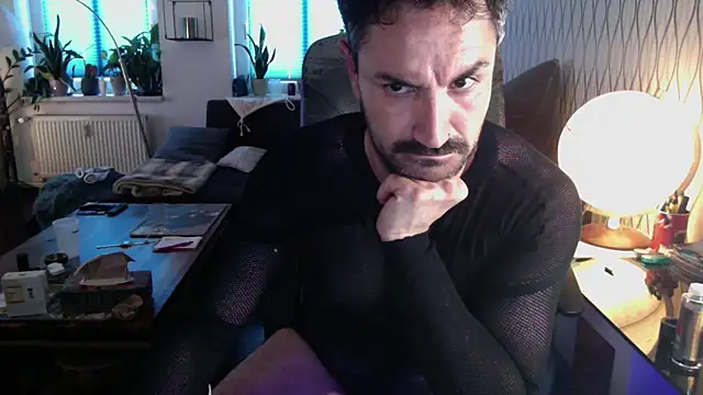 Chat XXX en directo de tomz0819