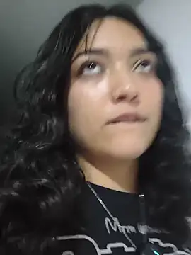 Thanilopera live XXX chat