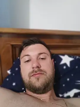 hugedickedd webcam show