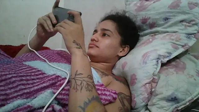 girl_tits Adlı Modelin Canlı XXX Sohbeti