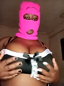 miss_adaeze live XXX chat