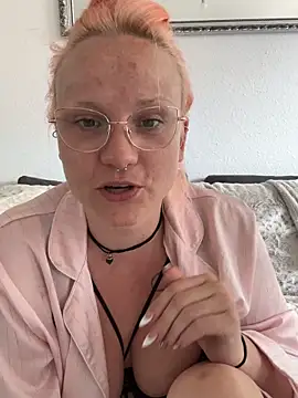 Fiebie_licious_ Webcamshow