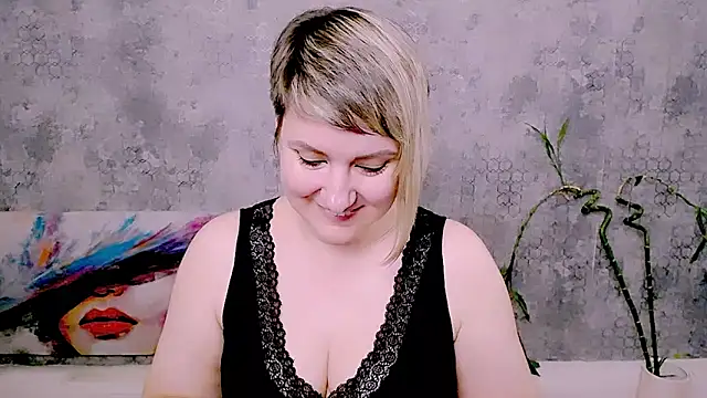 Chatroom XXX en direct de Djullia
