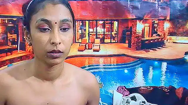 IndianSexyButtn Live XXX chat