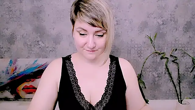 Djullia's Live XXX Chat