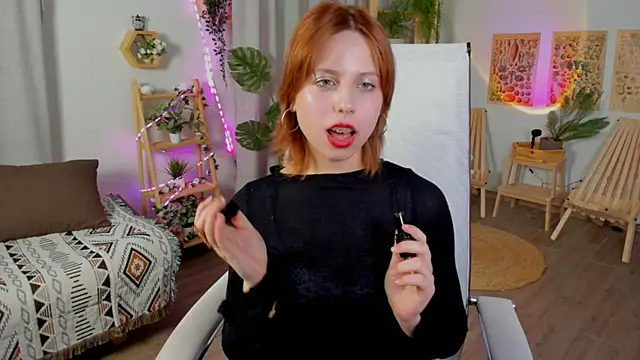 Онлайн чат XXX VivienneHebert