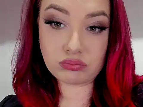 XXX chat uživo modela LilithsTongue_