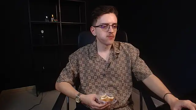 FelixStarkk Chat XXX live