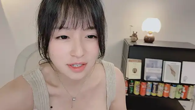Onechestnut Live XXX-chat
