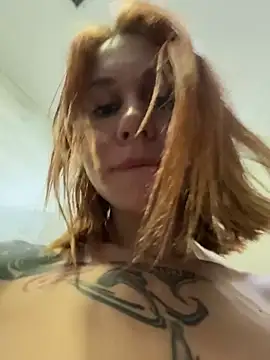 RosieSecret élő XXX-chatje