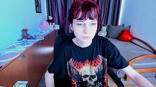 MiniLysii élő XXX-chatje