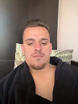 Huge_cock22cm Webcamshow