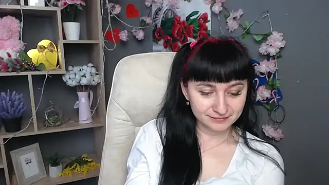 NinaFlawlees Adlı Modelin Canlı XXX Sohbeti