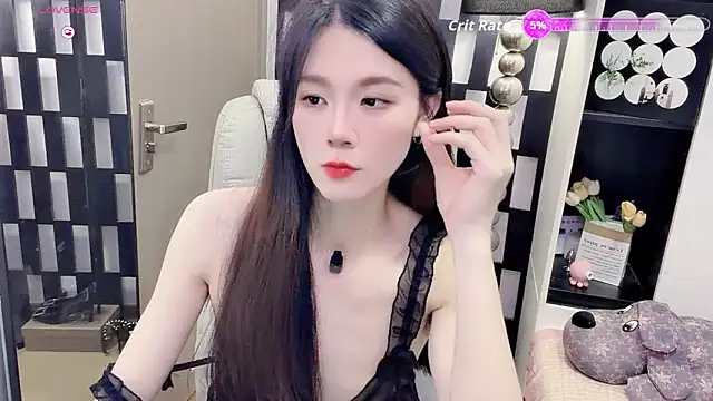 Yueyue-MM Show in webcam