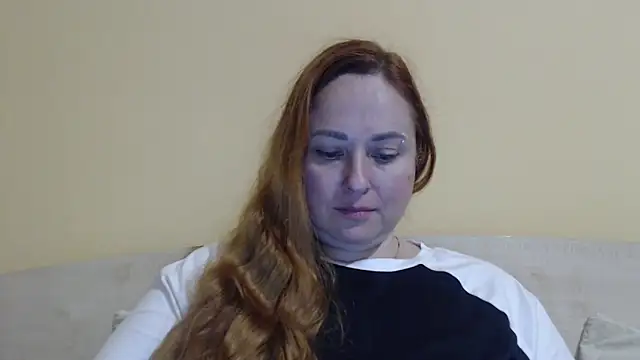 XXX chat uživo modela Foxy_Kate3333