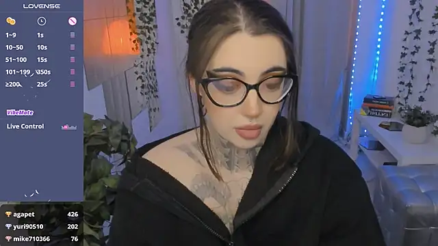 Dixi_Pixi_'s Live XXX Chat