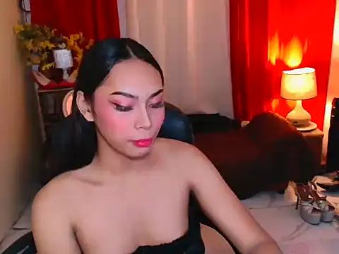 kylieEmparado Шоу с уебкамера