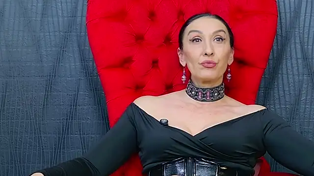 MistressDora 라이브 XXX 채팅
