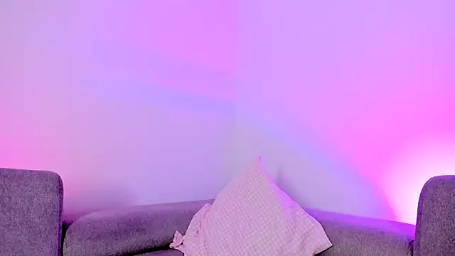 Kirana_Hayes' Live XXX Chat