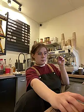 cinnabon_'s Live XXX Chat