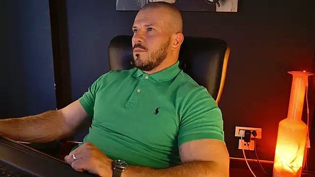 AngeloEric Adlı Modelin Web Kamerası Şovu