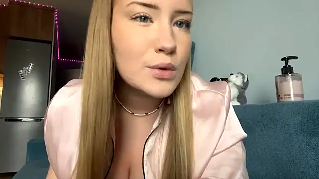 XXX chat uživo modela Lisi_Kiss_