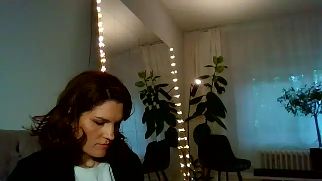Chat +18 de Ms-Lust1- ao vivo