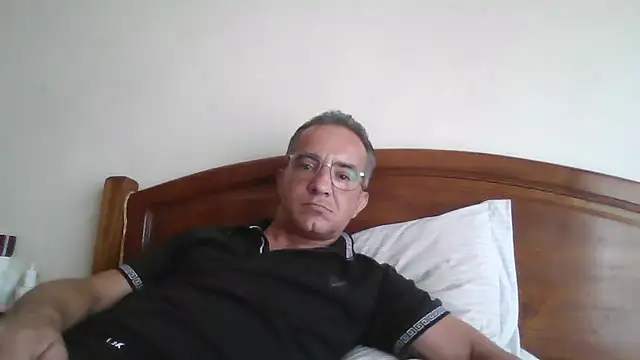 Rochinha73 Шоу с уебкамера